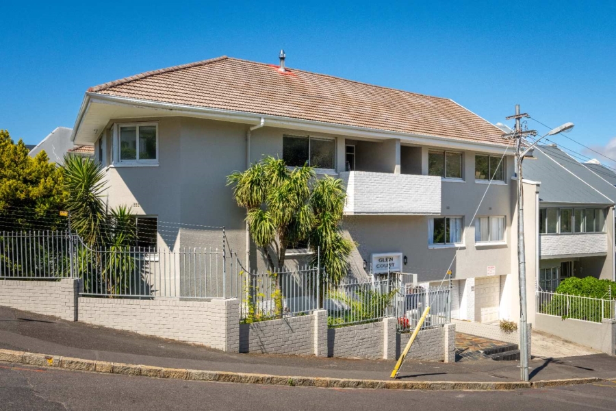 To Let 2 Bedroom Property for Rent in Gardens Western Cape